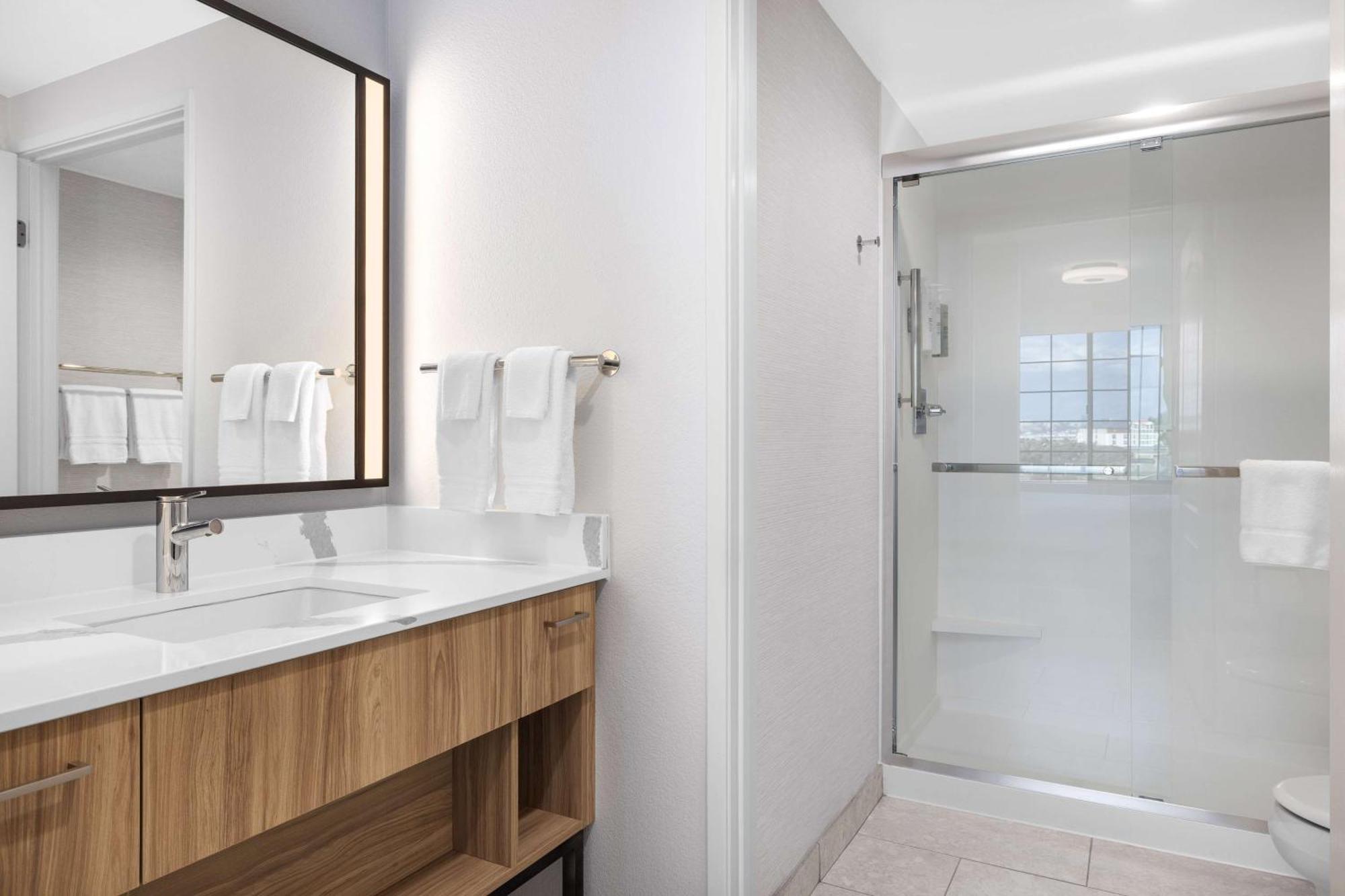 Homewood Suites By Hilton San Diego Airport-Liberty Station Eksteriør billede