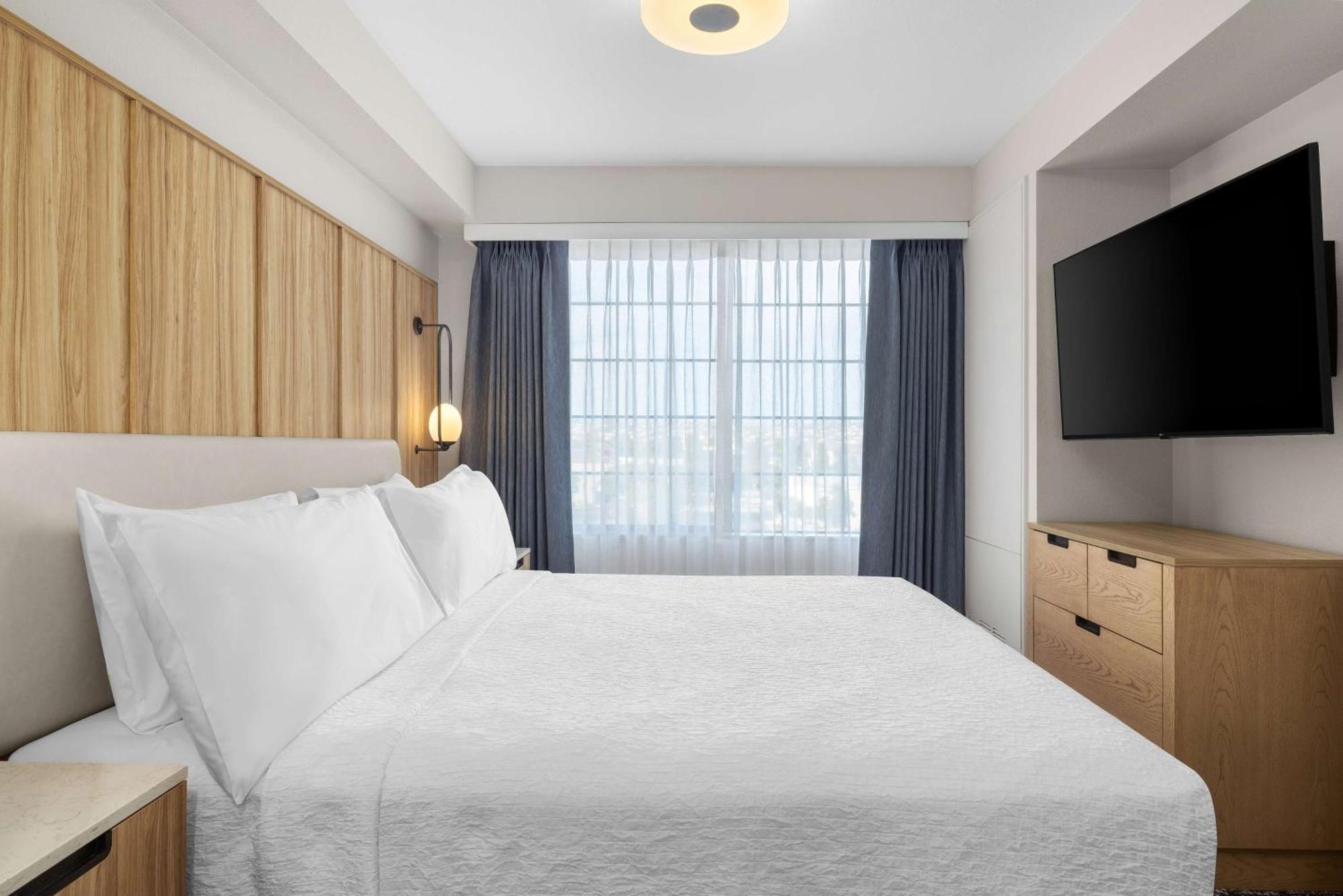 Homewood Suites By Hilton San Diego Airport-Liberty Station Eksteriør billede