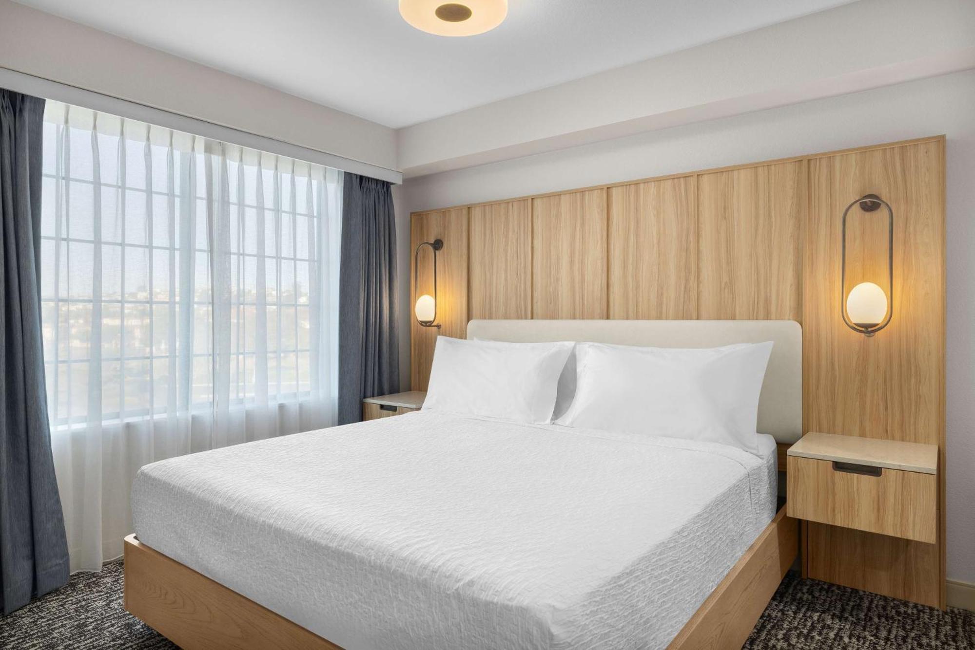 Homewood Suites By Hilton San Diego Airport-Liberty Station Eksteriør billede