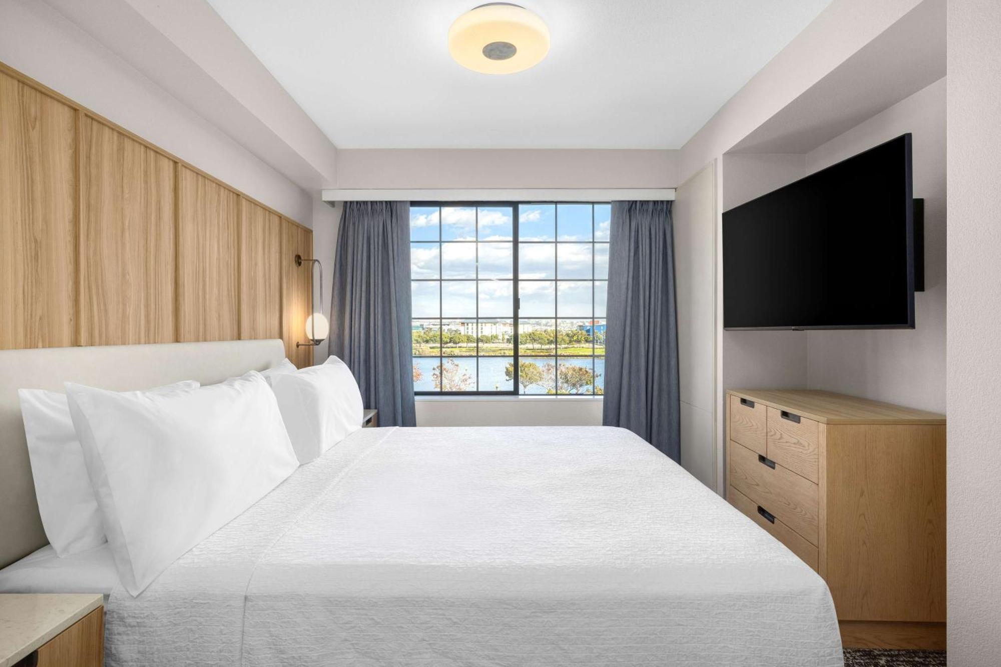Homewood Suites By Hilton San Diego Airport-Liberty Station Eksteriør billede